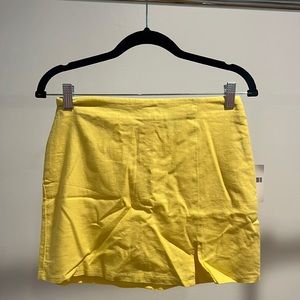 Linen blend yellow mini skirt